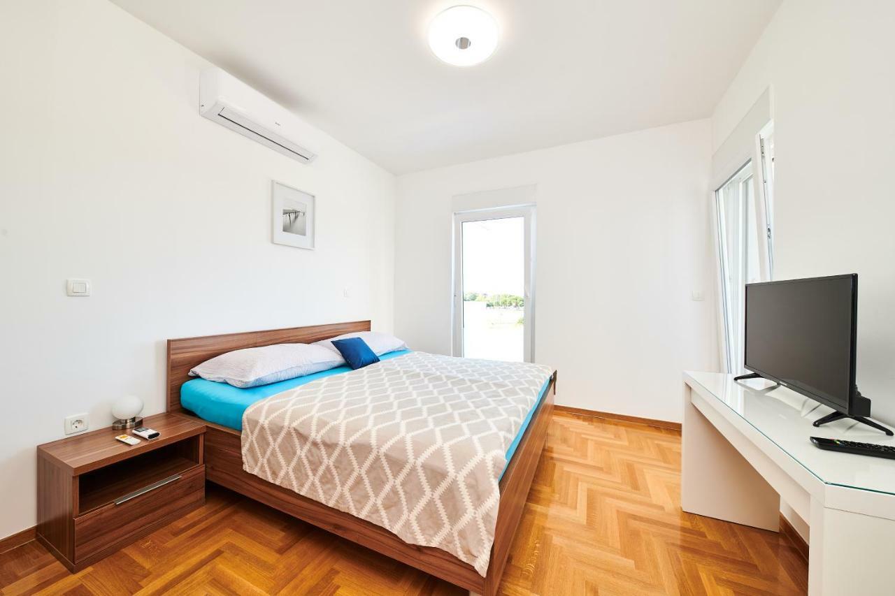 Ferienwohnung Sommer Novigrad Istria Dış mekan fotoğraf