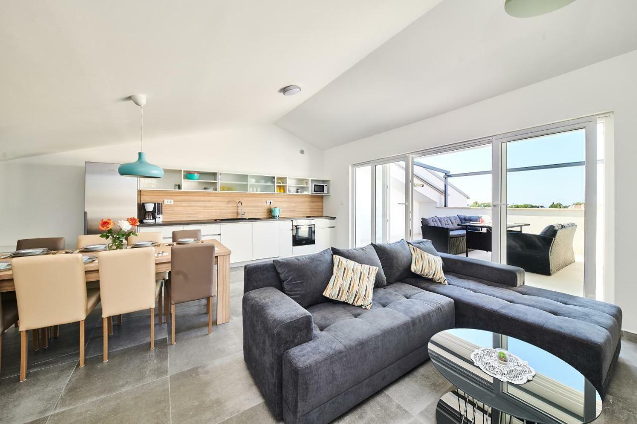 Ferienwohnung Sommer Novigrad Istria Dış mekan fotoğraf
