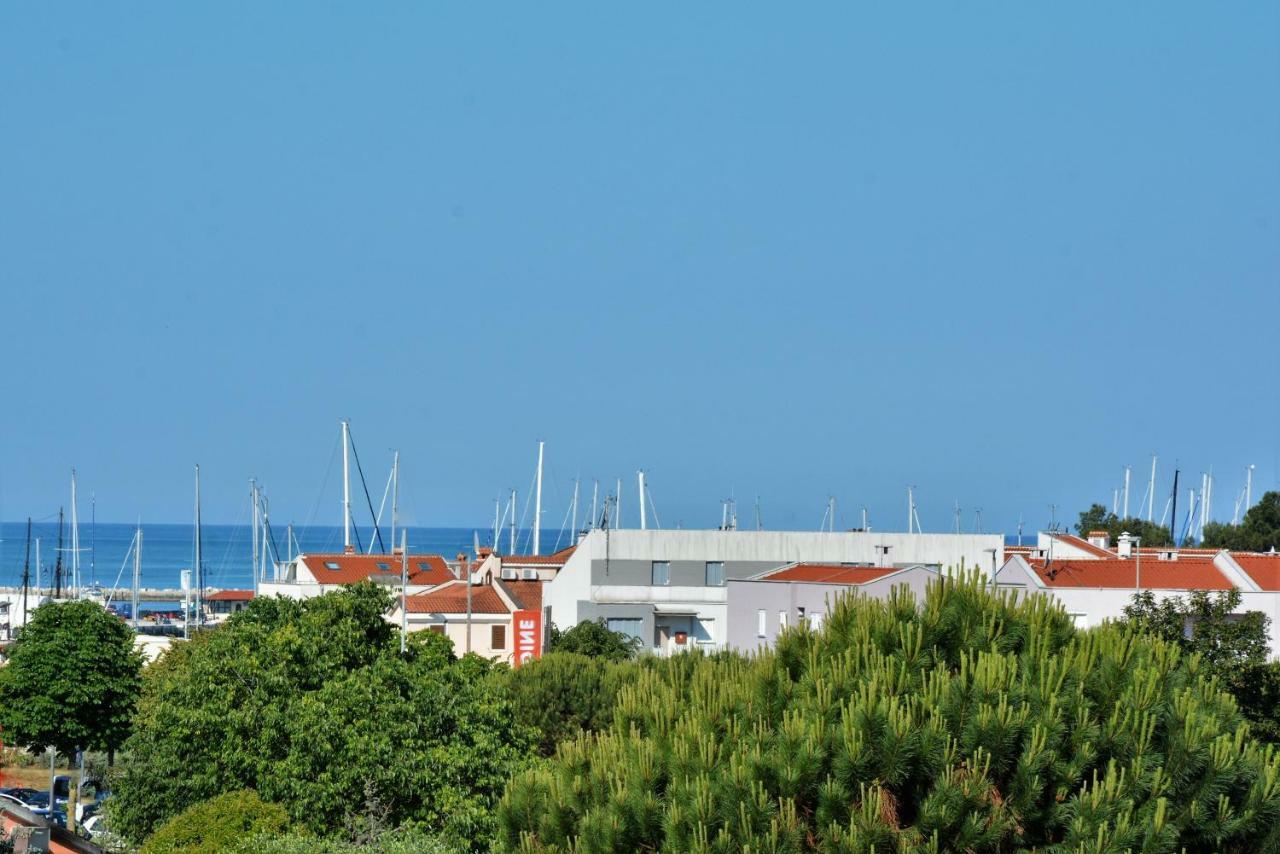 Ferienwohnung Sommer Novigrad Istria Dış mekan fotoğraf